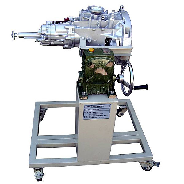 Dispositivo de entrenamiento para voltear la transmisión manual ZOP-C032